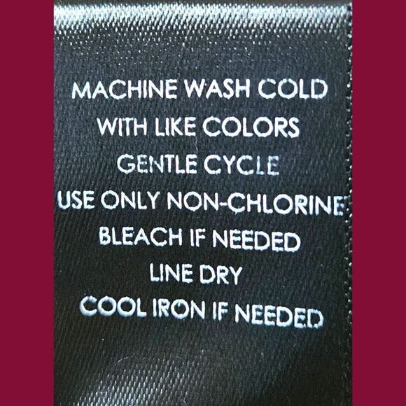 TORRID EMBOSSED Skull Velvet Baroque Sweetheart Neckline WITCHYCORE Dress M/L - Picture 11 of 14